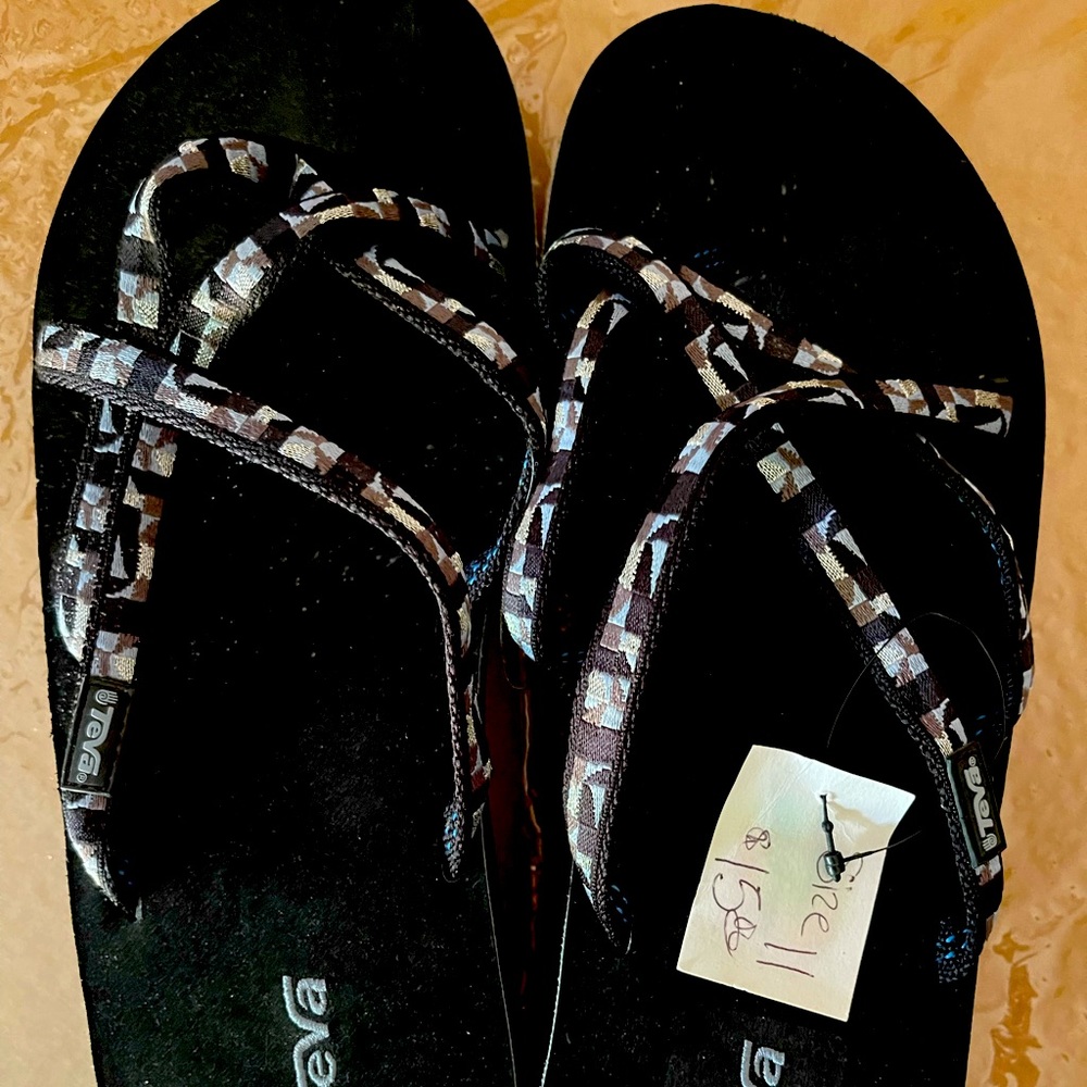 Teva..Ladies Flip Flops Size 11